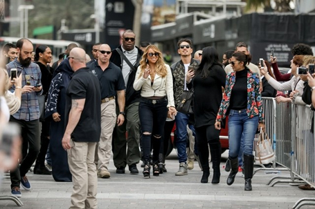 Mariah Carey spotted at Burj Khalifa | mcarchives.com