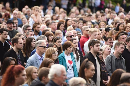 Huge crowd turns out at vigil for iconic Martyn Hett | mcarchives.com