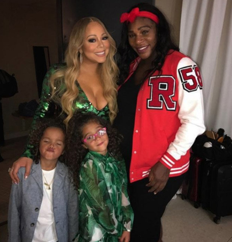 Braless Mariah's cleavage explodes from plunging dress | mcarchives.com Braless Mariah's cleavage explodes from plunging dress | mcarchives.com