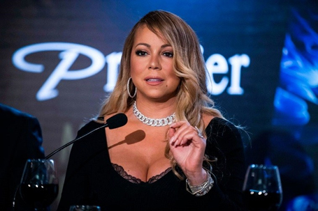 You won't believe what Mariah demanded in her trailer | mcarchives.com