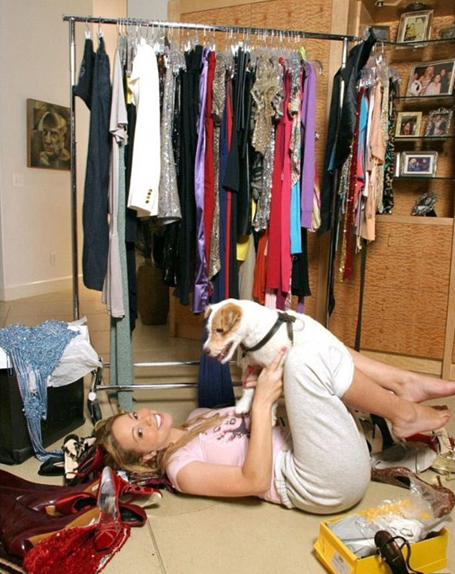 Mariah Carey on National Puppy Day | mcarchives.com