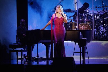 Mariah Carey kicks off the Caution world tour | mcarchives.com