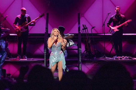 Mariah brought gorgeous vocals to Milwaukee concert | mcarchives.com