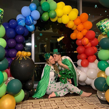 Mariah Carey has festive St. Patty's Day with boyfriend | mcarchives.com
