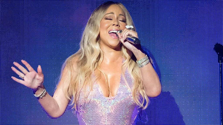Mariah Carey fans are losing their minds | mcarchives.com