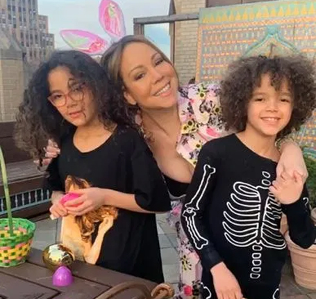 Mariah Carey applauds New York healthcare workers | mcarchives.com