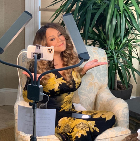 Mariah gives us a look at her glamour lighting set-up | mcarchives.com