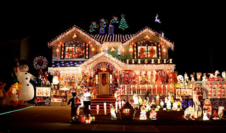Florida family faces fine for early Christmas lights display  | mcarchives.com