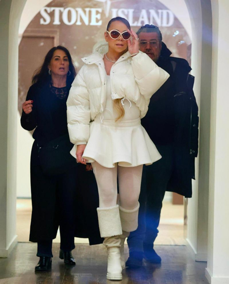 Mariah makes a strong case for rocking winter whites | mcarchives.com