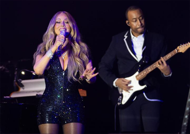 Mariah Carey wows Sandringham with dazzling set | mcarchives.com