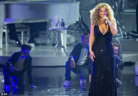 Mariah Carey brings spotlight to the Colosseum | mcarchives.com