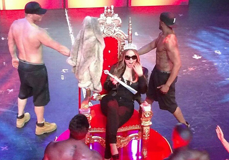 Tyson Beckford thrilled to perform lap-dance for Mariah | mcarchives.com