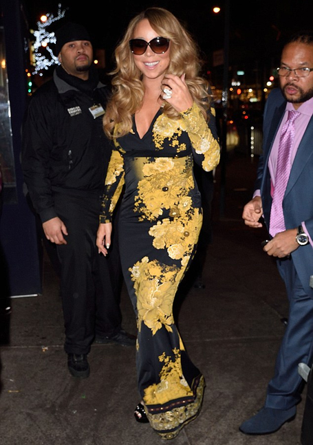 Mariah Carey turns heads in figure-hugging floral dress | mcarchives.com