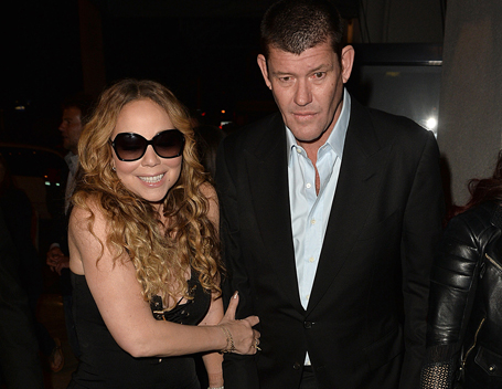 Mariah Carey suffers a nip-slip | mcarchives.com