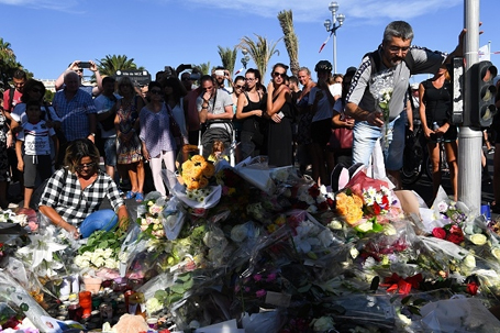 Music world reacts to Nice attack On Twitter | mcarchives.com
