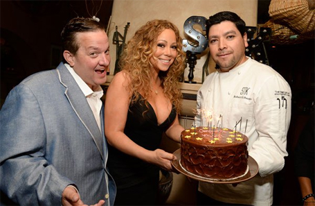 Mariah Carey hosted a private dinner | mcarchives.com